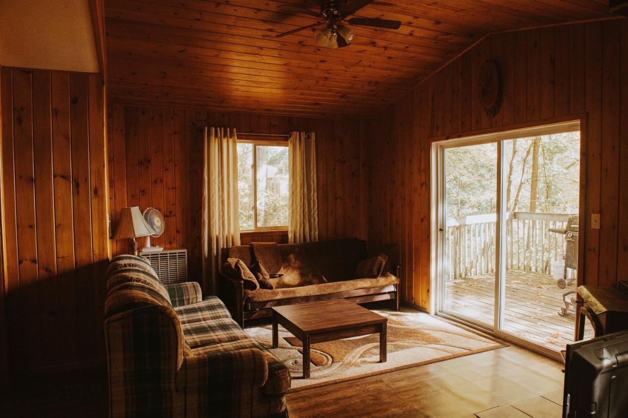 Lang Lake Resort Espanola Exteriör bild