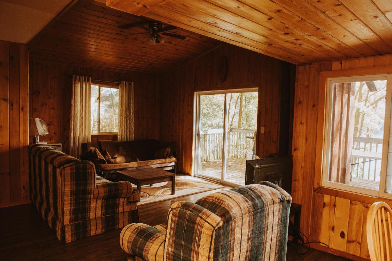 Lang Lake Resort Espanola Exteriör bild
