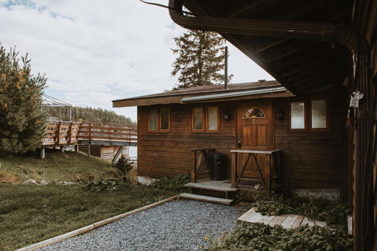 Lang Lake Resort Espanola Exteriör bild